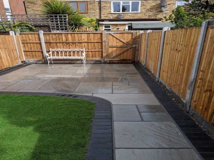 Harrogate's Experts in Paving & Landscaping