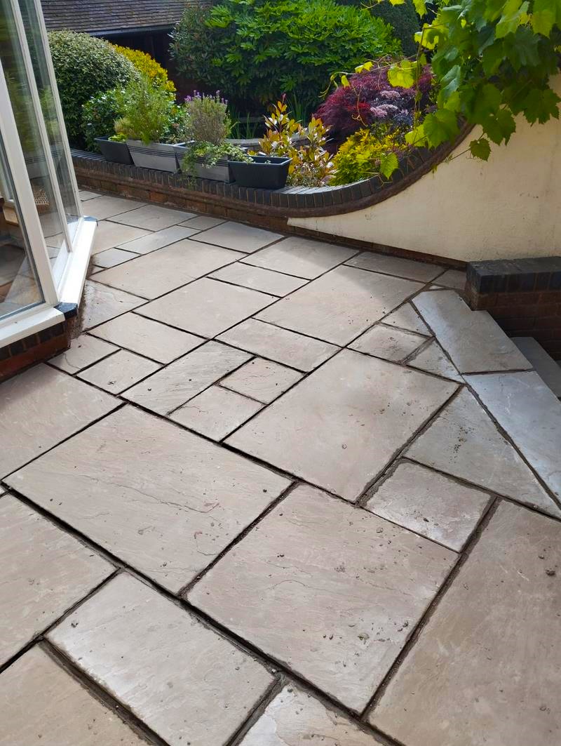 Harrogate's Experts in Paving & Landscaping